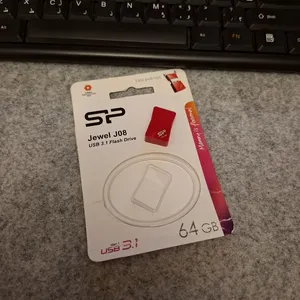 تجریه خرید فلش مموری سیلیکون پاور مدل Jewel J08 USB3.1 ظرفیت 64 گیگابایت