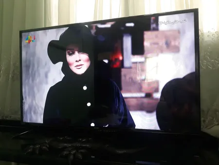 محافظ صفحه نمایش  مناسب برای تلویزیون 49 اینچ