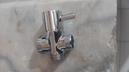 سه راهی دوش حمام مدل ارس