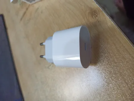 شارژر دیواری 20 وات اپل مدل 20W USB-C