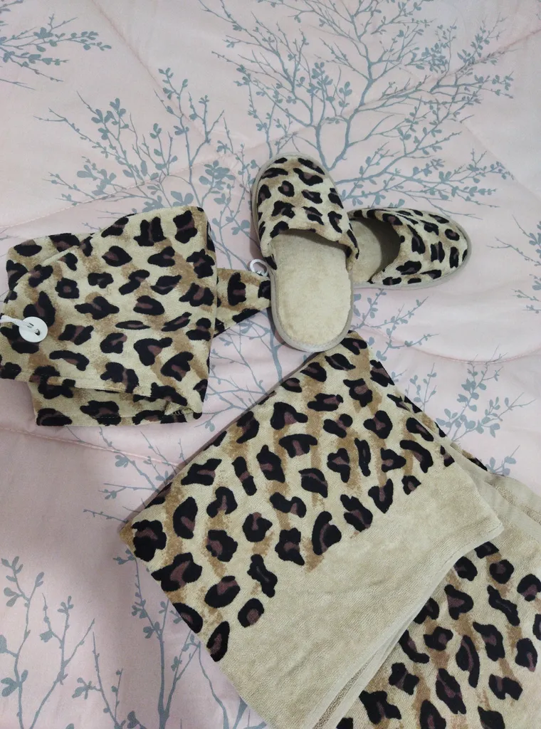 دمپایی حوله ای پودایران مدل پلنگی