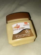 تجریه خرید وازلین لب ساج مدل کره کاکائو