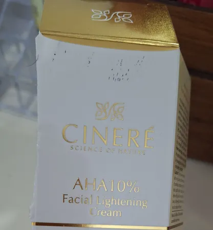 کرم لایه بردار سینره ده درصد AHA حجم 40 میلی لیتر