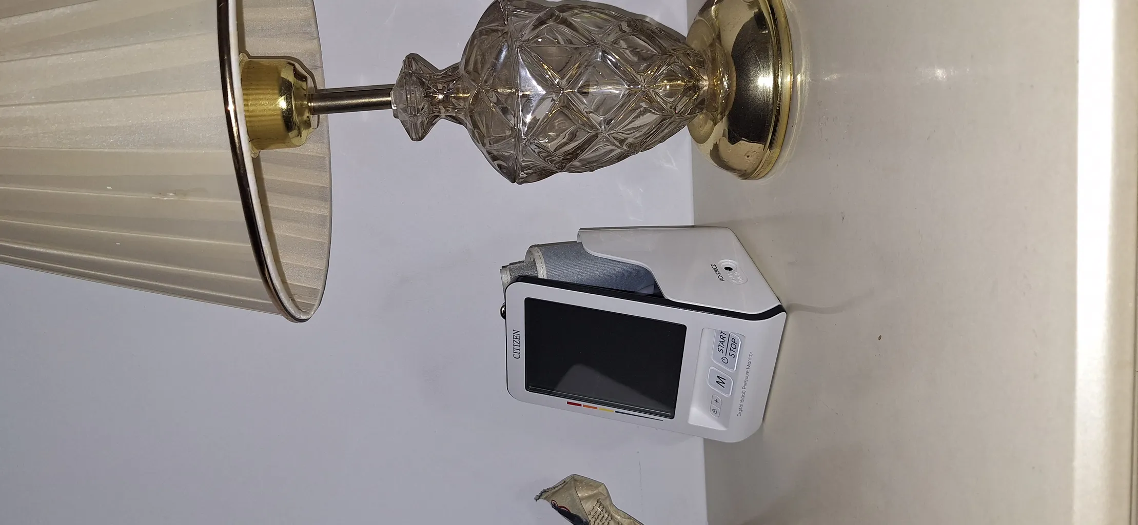 فشارسنج دیجیتالی سیتی زن مدل CH 456 فشارسنج دیجیتالی سیتی زن مدل CH 456