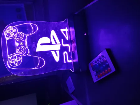 چراغ رومیزی مدل پلی استیشن4