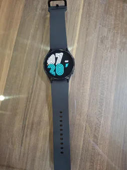 ساعت هوشمند 40 میلی‌متری سامسونگ مدل Galaxy Watch4 با بند سیلیکونی