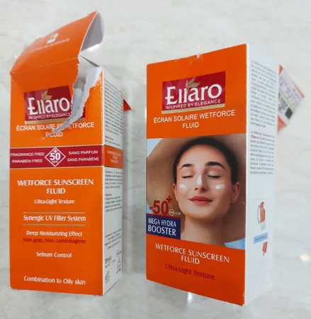 فلوئید ضد آفتاب بدون رنگ الارو SPF50 مدل Ultra Light تحت لیسانس محافظ UVA ،UVB، مرطوب‌کننده مناسب پوست‌‌های چرب و مختلط حجم 50 میلی‌لیتر