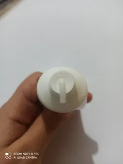 کرم روشن کننده صورت درمالیفت مدل Melalift مناسب انواع پوست حجم 40 میلی لیتر