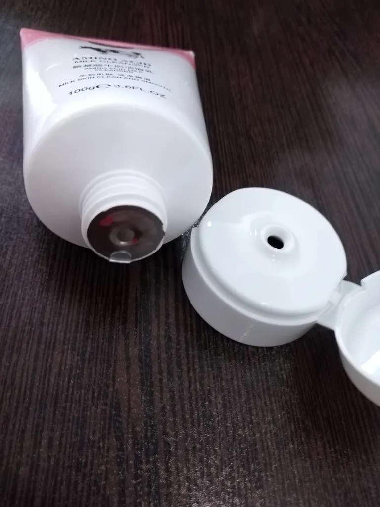 فوم شستشو صورت ایمجز مدل شیر گاو و امینو اسید وزن 100 گرم