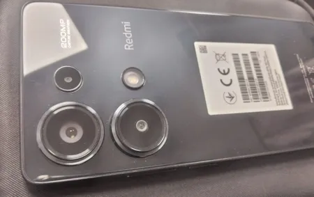 گوشی موبایل شیائومی مدل Redmi Note 13 Pro 4G دو سیم کارت ظرفیت 256 گیگابایت و رم 8 گیگابایت