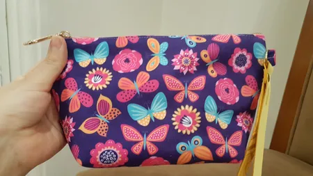 کیف لوازم آرایش شیکدو مدل MTB09