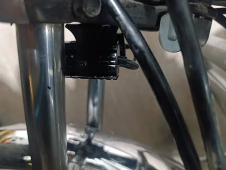 پرژکتور دو کنتاکت خودرو طرح نقطه ای بسته دو عددی