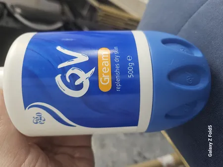 کرم مرطوب کننده کیووی مدل Moderate حجم 500 میلی لیتر