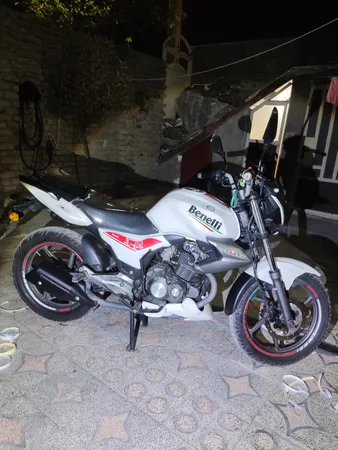 نوار دور طوقه موتور سیکلت مدل BNL بسته 12عددی مناسب برای بنلی