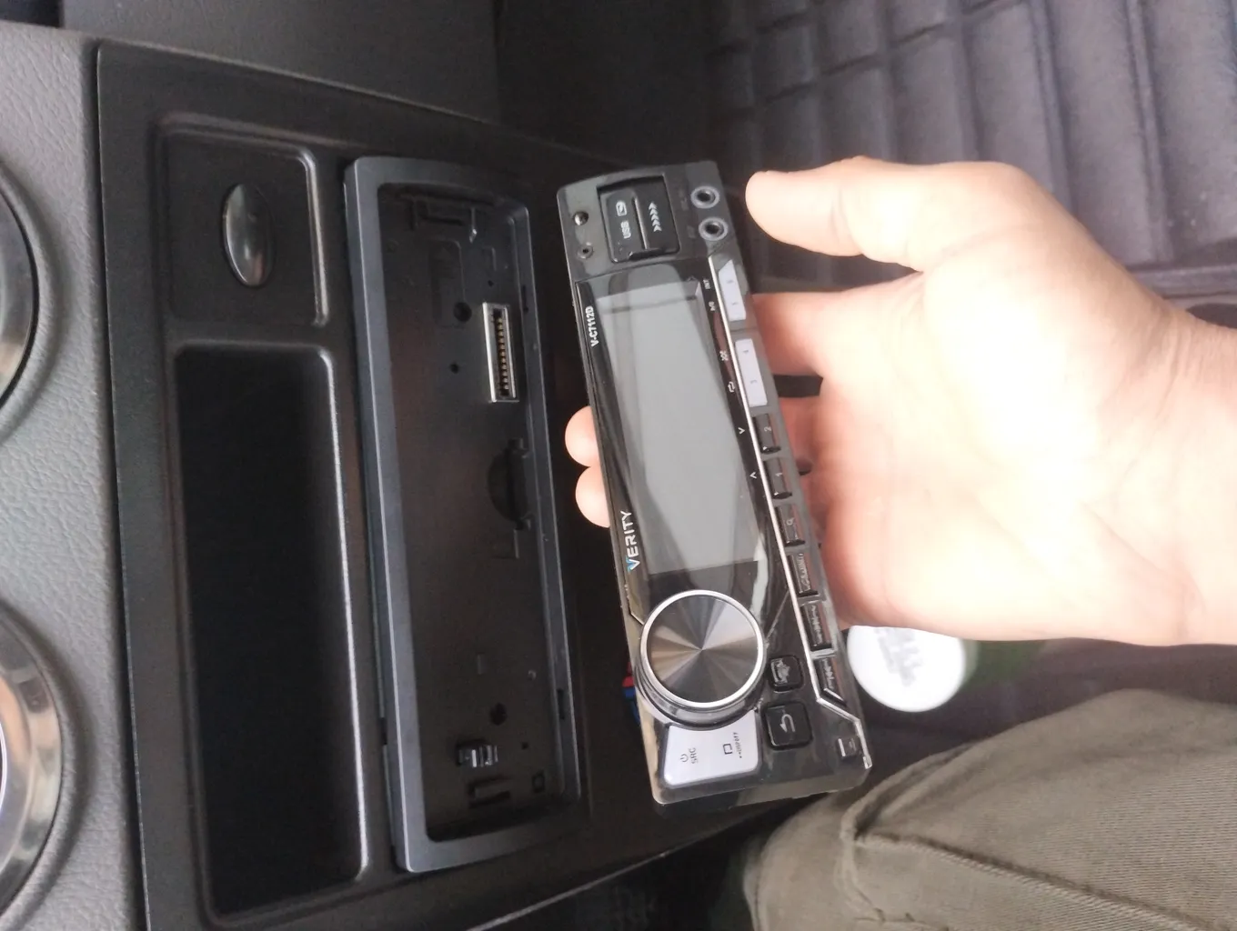 پخش کننده خودرو وریتی مدل V-C7112D