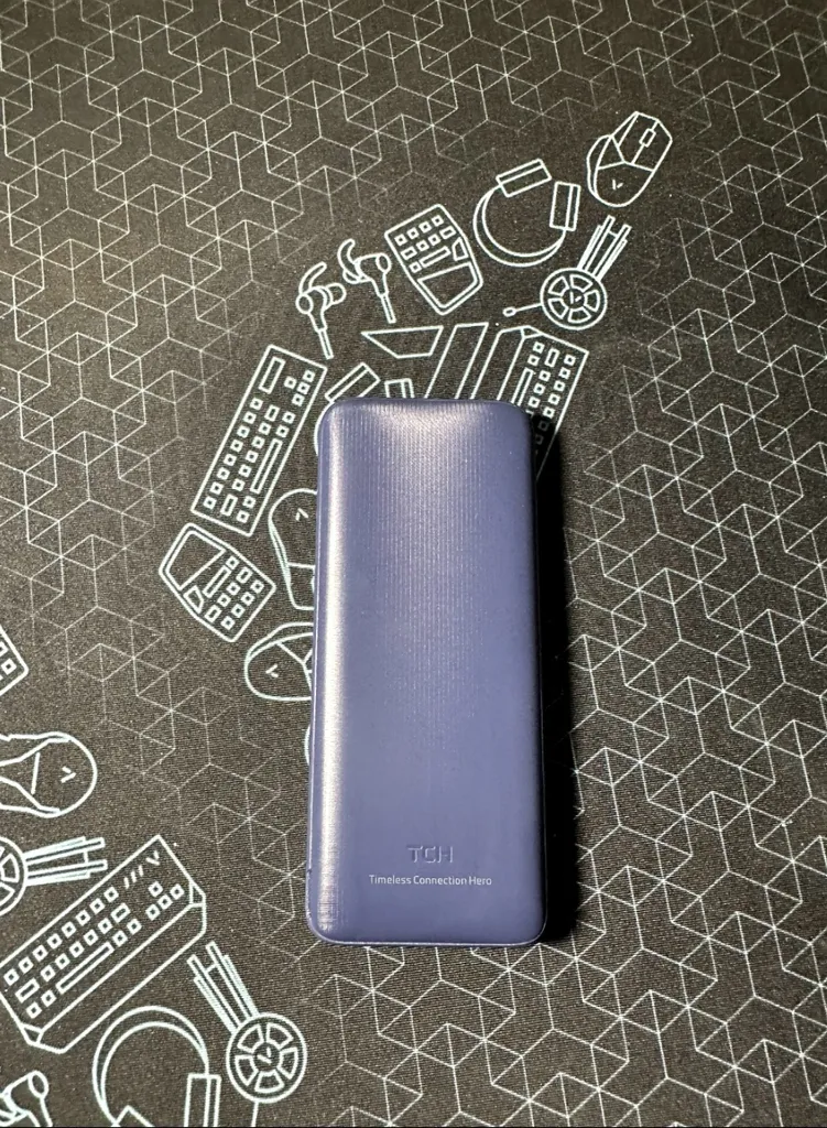 گوشی موبایل تی سی اچ مدل ARC دو سیم‌کارت ظرفیت 4 مگابایت