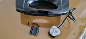 تجریه خرید ساندویچ ساز بلک اند دکر مدل TS4080