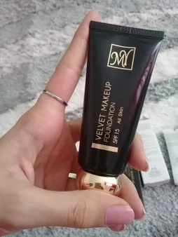 کرم پودر مای سری Black Diamond مدل Velvet Makeup شماره 05