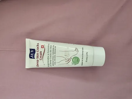 کرم ترک های عمیق پوستی دست و پا جی مدل میموزا حجم 75 میلی لیتر