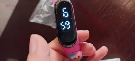 ساعت مچی دیجیتال بچه‌گانه طرح عروسکی کد 4