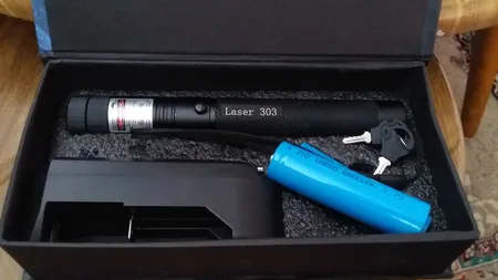 لیزر مدل 303QXY