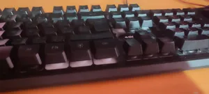 تجریه خرید کیبورد گیمینگ گرین مدل GK601-RGB، سوییچ نیمه مکانیکال، Full-Size، نورپردازی RGB