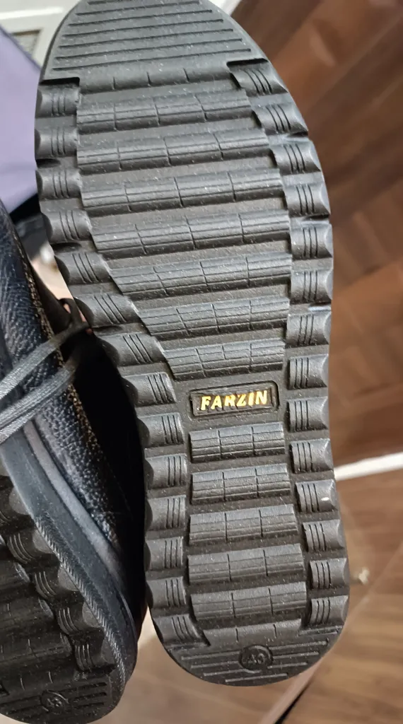 کفش روزمره مردانه کفش فرزین مدل چرم طبیعی ویبرام