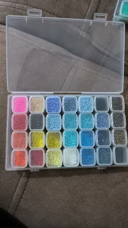 جعبه ابزار خیاطی مدل نظم دهنده منجوق کد 00