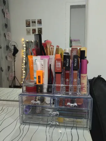 استند لوازم آرایشی مدل Cosmetic