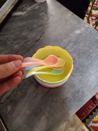 پیاله کد 1149 مجموعه 6 عددی به همراه قاشق