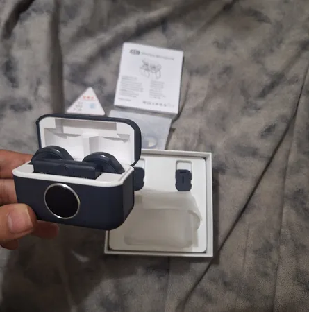 ست میکروفن بی سیم مدل Q81 با درگاه اتصال usb type c