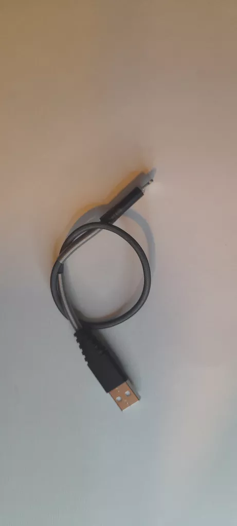 کابل کوتاه تبدیل USB به لایتنینگ ویکآپ ورلد مدل P-003 طول 0.3 متر