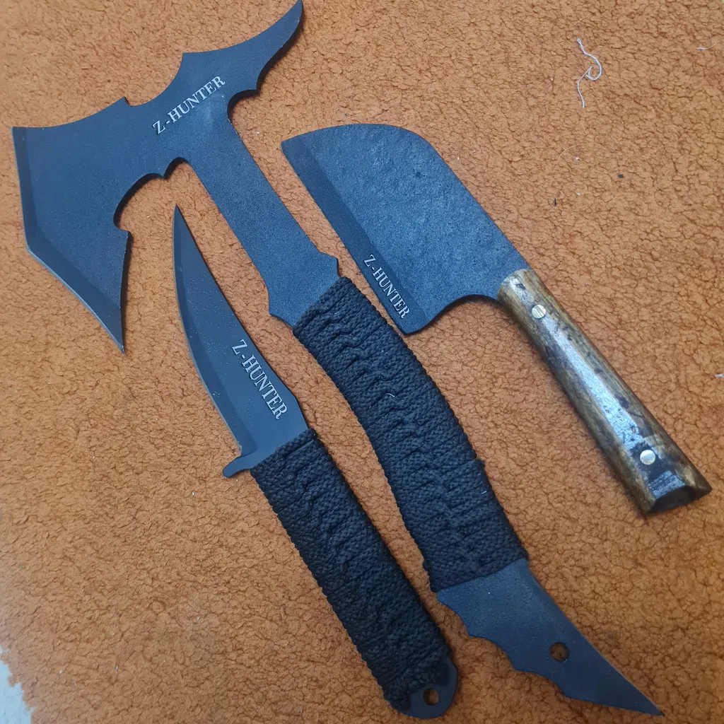 تبر و چاقوی سفری زد هانتر مدل atshon