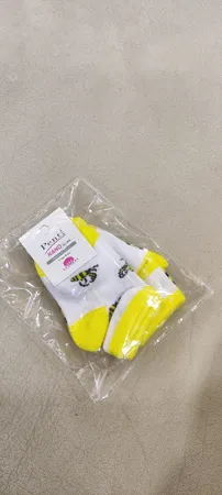 جوراب نوزادی مدل زنبور مجموعه دو عددی