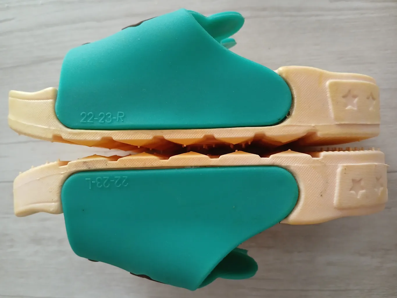 دمپایی دخترانه شهپر مدل بچه کلاه خرگوشی کد GRN.3669