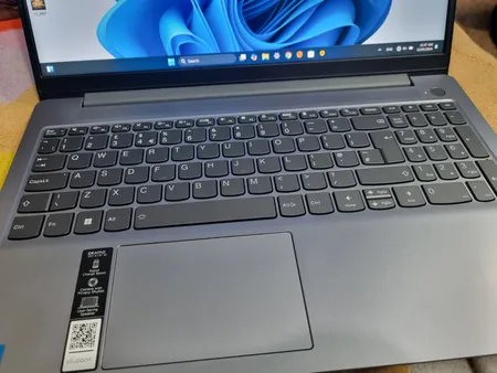 لپ تاپ 15.6 اینچی لنوو مدل IdeaPad Slim 3 15IRH8-i5 13420H-16GB LPDDR5-512GB SSD-TN