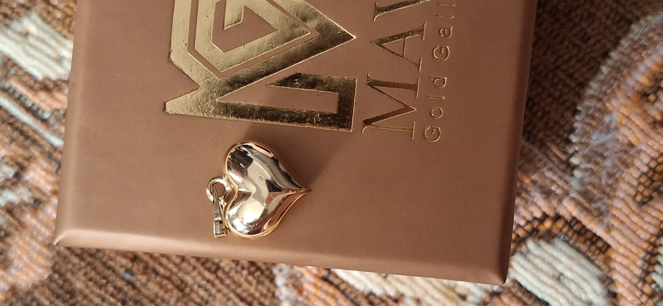 آویز گردنبند طلا 18 عیار زنانه ماوی گالری مدل قلب توپر بولد 1