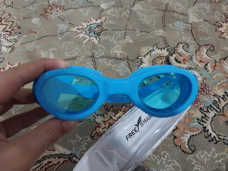 عینک شنا فری شارک مدل YG-502