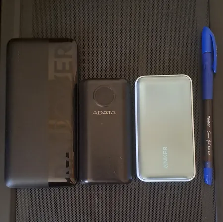 پاوربانک 30 وات انکر مدل A1256 ظرفیت 10000 میلی آمپر ساعت