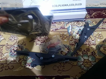 پایه دیواری تلویزیون مدل TAK43 مناسب برای تلوزیون 22 تا 43 اینچ