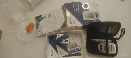 دستگاه تست قند خون آوان مدل AGM01 به همراه 10 عدد نوار تست قند خون