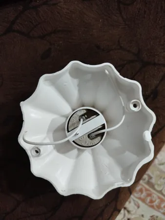 سرپیچ لامپ مدل 611 پایه E27 بسته دو عددی