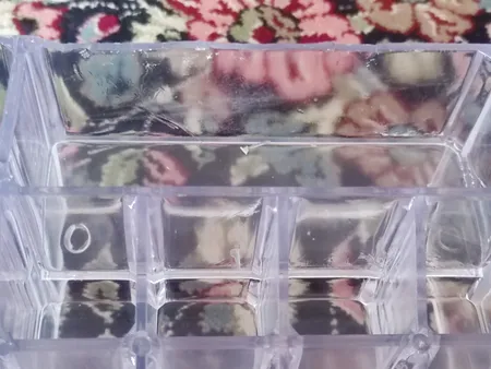 استند لوازم آرایشی مدل Ro01