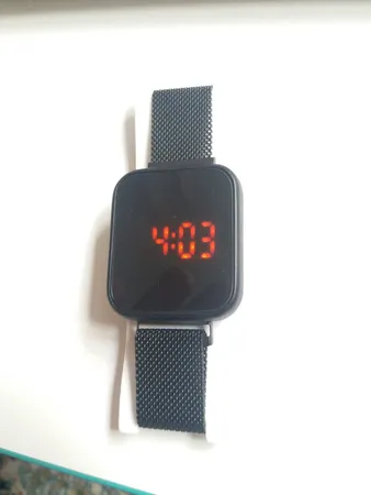 ساعت مچی دیجیتال مردانه مدل ۰۰۱