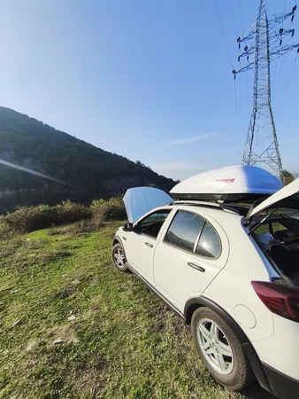 صندوق باربند خودرو تایپر مدل 350 LS