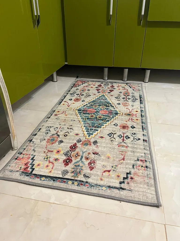 فرش ماشینی مدما مدل فرح کد 351 زمینه کرمی