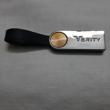 فلش مموری وریتی مدل V803 ظرفیت 16 گیگابایت