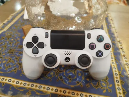 دسته بازی پلی استیشن ۴ مدل E S.AA NEW 2021