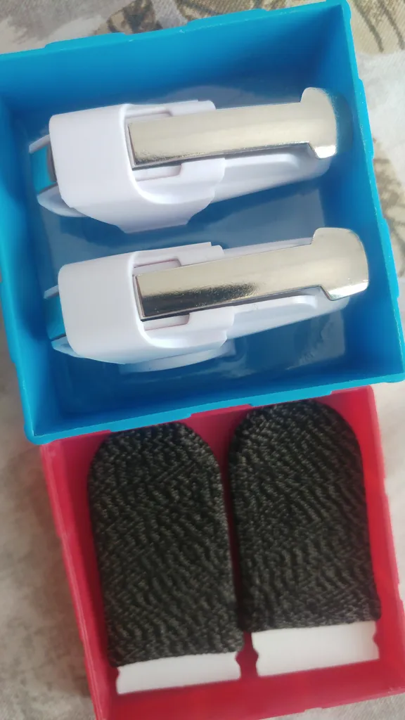 دسته بازی Pubg مدل Rasin به همراه آستین کنترل کننده انگشت