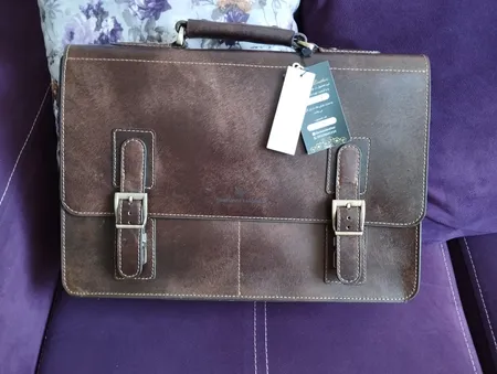 کیف اداری مردانه چرم بارثاوا مدل 1106